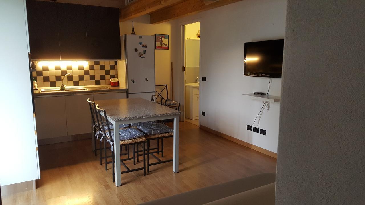 Apartment Regina Uno Como Eksteriør billede